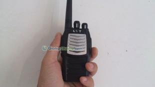 5W对讲机与远距离通信解决方案 探索5公里通讯的无限可能